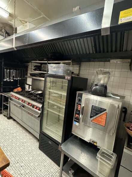 More Photos Of 500 Station St, Wilmerding General Retail For Sale