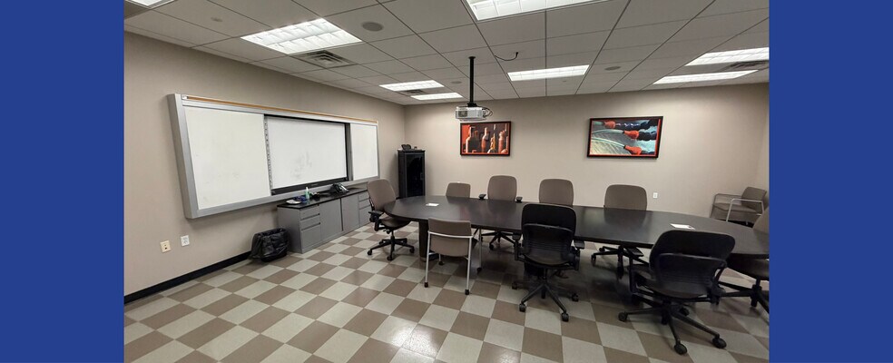 More Photos Of 16959 Munn Rd, Chagrin Falls Warehouse For Sale