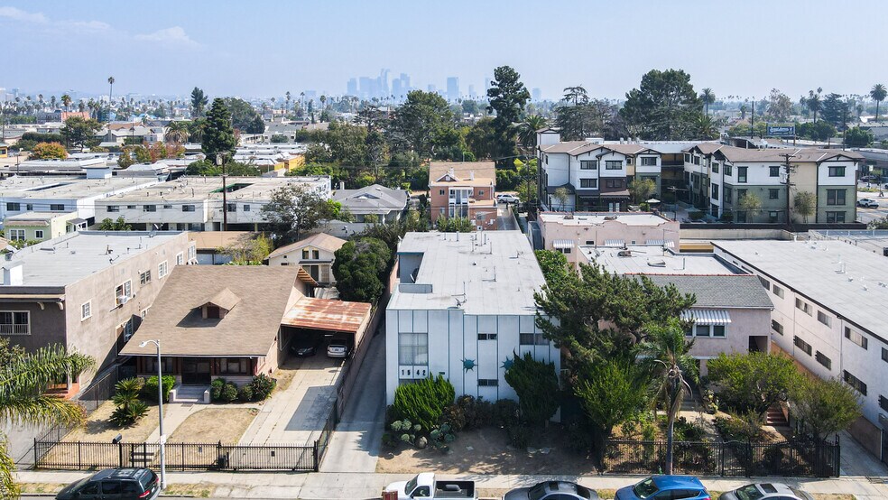 More Photos Of , Los Angeles Multifamily For Sale