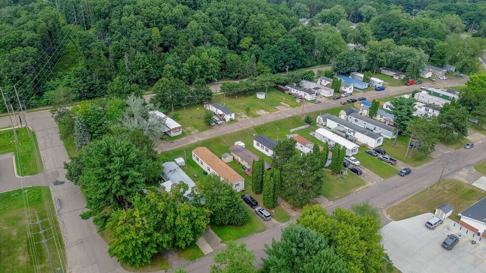 More Photos Of 3323 Seymour Rd, Eau Claire Manufactured Housing Mobile Home Park For Sale