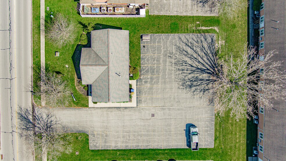 More Photos Of 822 Davison Rd, Lockport Coworking Space