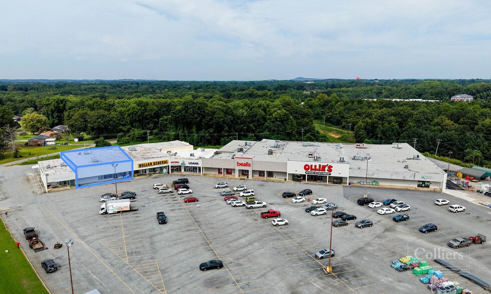 Primary Photo Of 1301-1349 W Floyd Baker Blvd, Gaffney Unknown For Lease