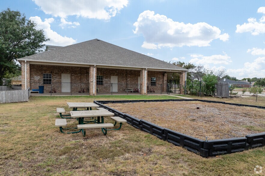 More Photos Of 50 Village Trail, Trophy Club Schools For Sale