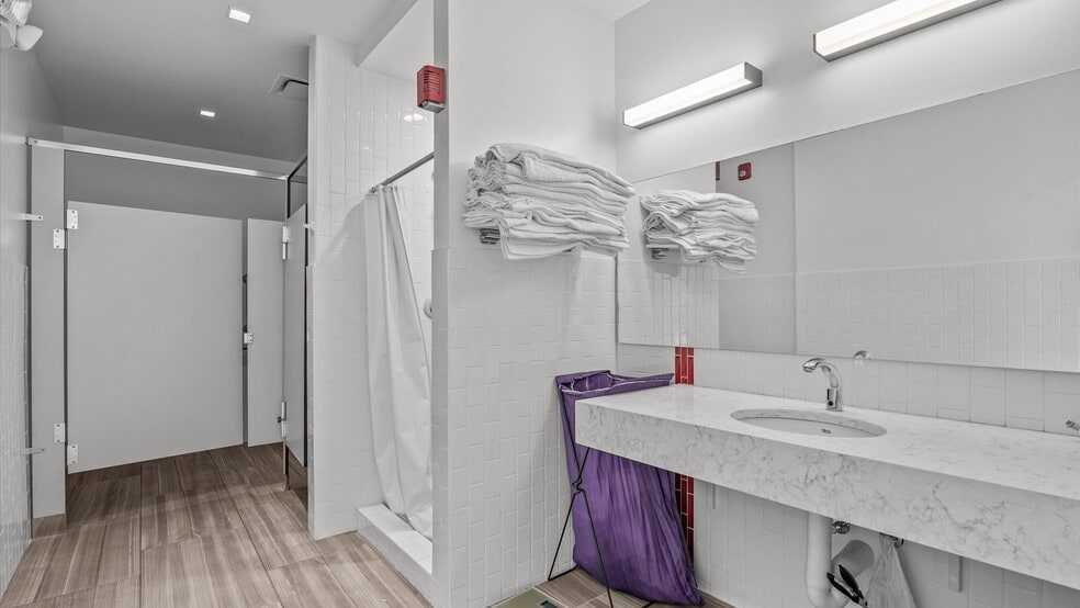 More Photos Of 2755 North Ave, Grand Junction Office For Sale