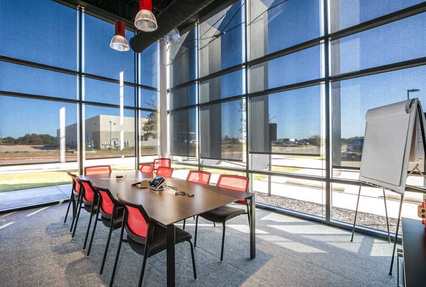 More Photos Of 1500 Volta Dr, Cedar Park Research And Development For Lease