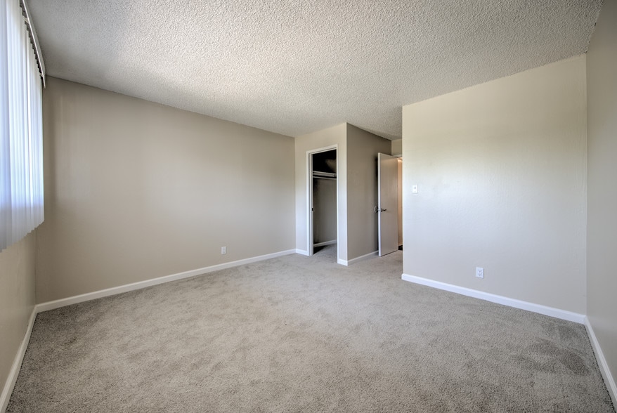 More Photos Of 102-116 Avian Dr, Vallejo Apartments For Sale