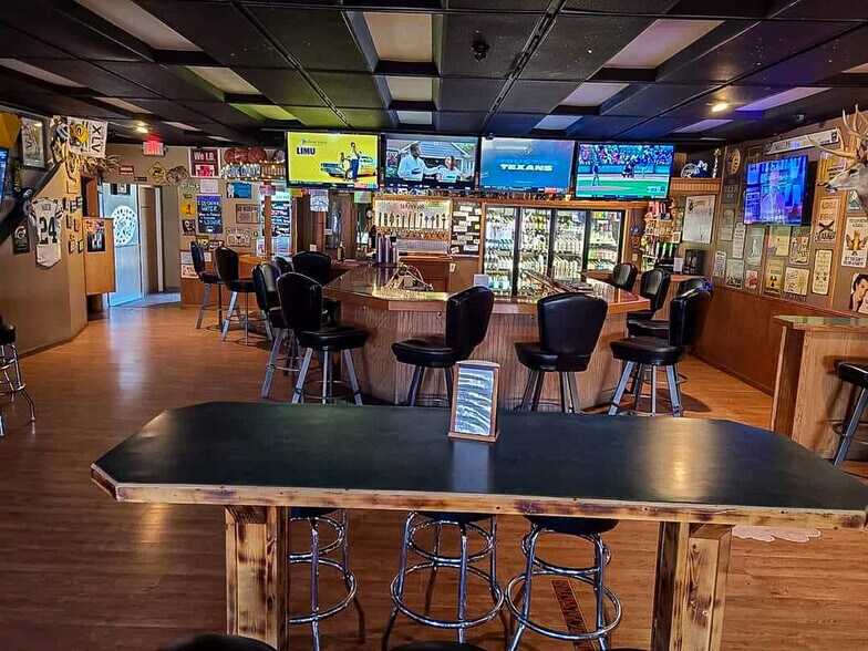 More Photos Of 147 S 1st Ave E, Malta Sports And Entertainment For Sale