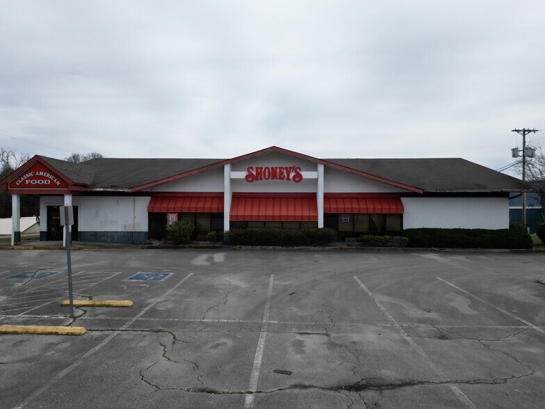 More Photos Of 880 S Jefferson Ave, Cookeville Restaurant For Sale
