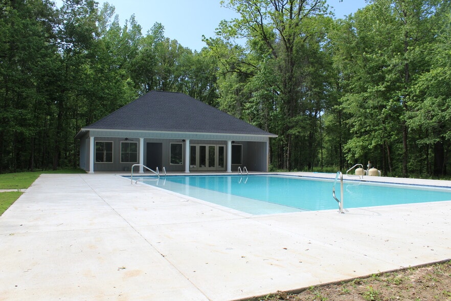More Photos Of 780 Highway 61 N, Vicksburg Apartments For Sale