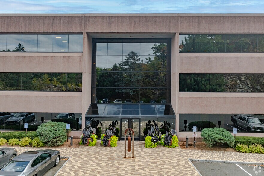 More Photos Of 3 Enterprise Dr, Shelton Office For Lease