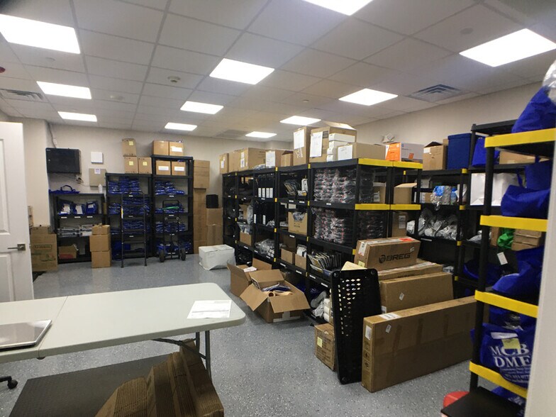 More Photos Of 293 Lafayette Ave, Hawthorne Storefront Retail Office For Sale