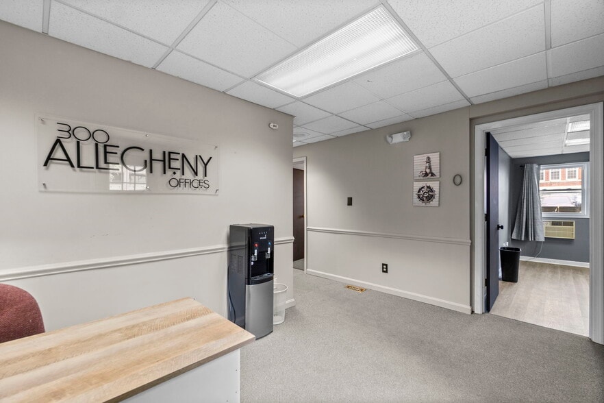 More Photos Of 300 Allegheny Ave, Towson Office For Sale