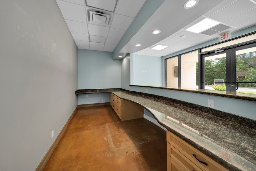 More Photos Of 6061 NE 14th Ave, Fort Lauderdale Medical For Lease