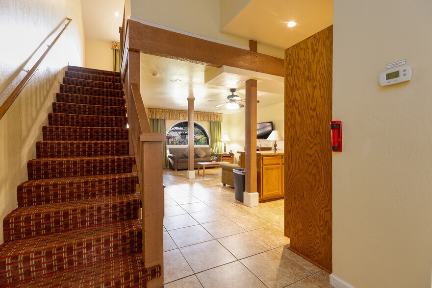 More Photos Of 5829 Buck Springs Rd, Pinetop Hotel For Sale