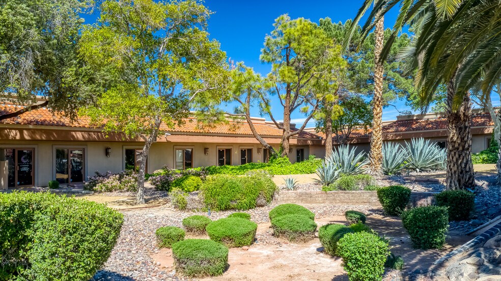 More Photos Of 1500 W Sunset Rd, Henderson Office For Lease