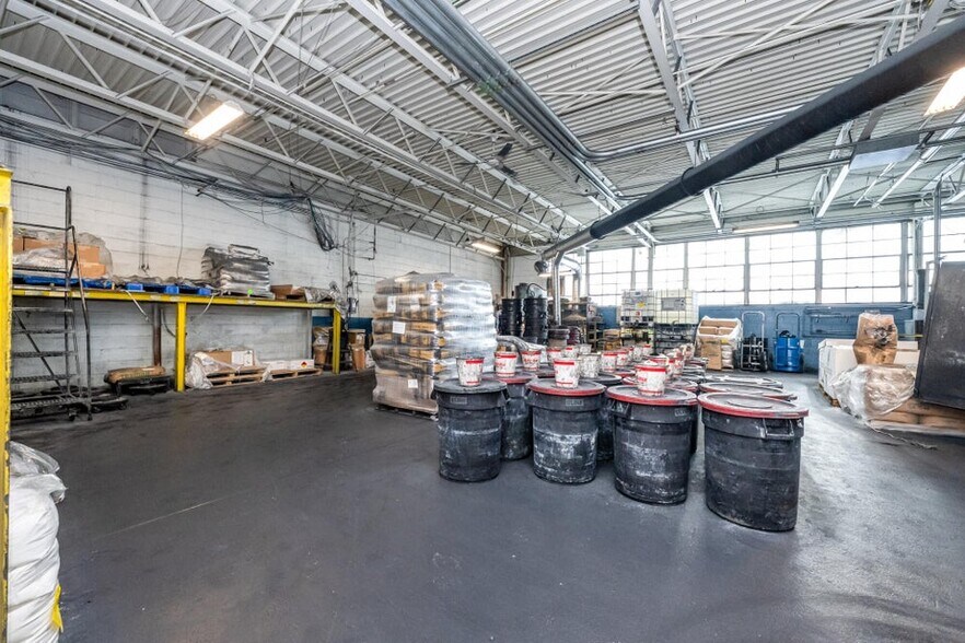 More Photos Of 521 Langley Ave, Saint Joseph Industrial For Sale