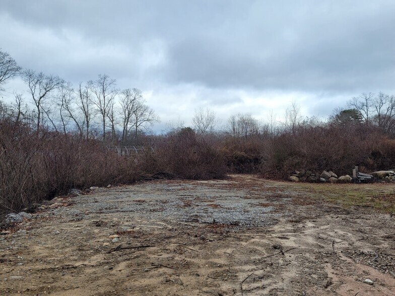 More Photos Of 4 Commerce Ct, Ledyard Land For Sale