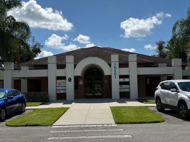 Primary Photo Of 10501 Six Mile Cypress Pky, Fort Myers Coworking Space