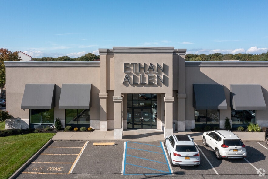 More Photos Of 4016 Nesconset Hwy, East Setauket Freestanding For Lease