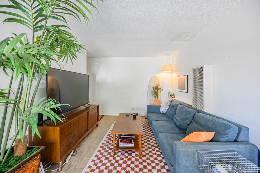 More Photos Of 1444 Euclid St, Santa Monica Apartments For Sale