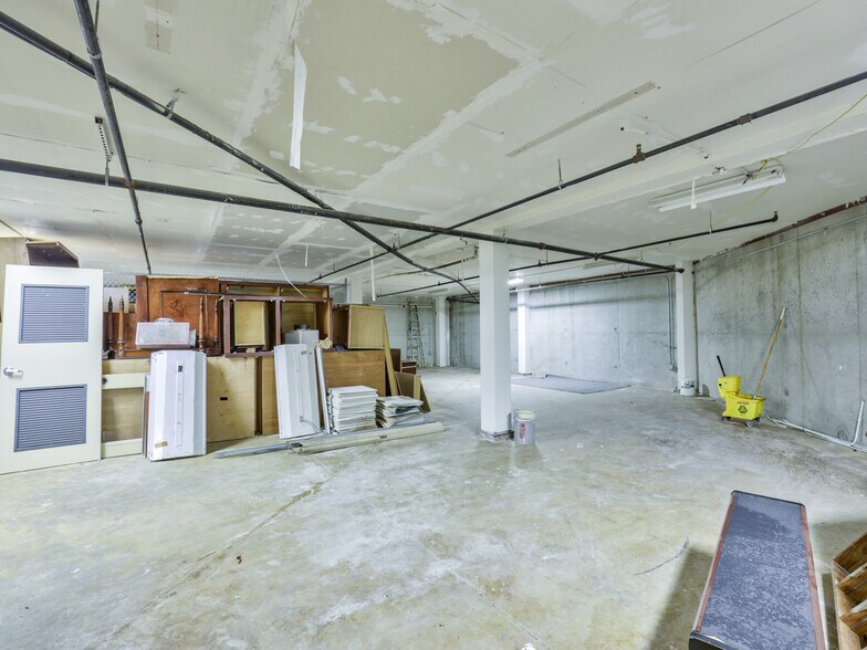 More Photos Of 2252 Killearn Center Blvd, Tallahassee Office For Lease