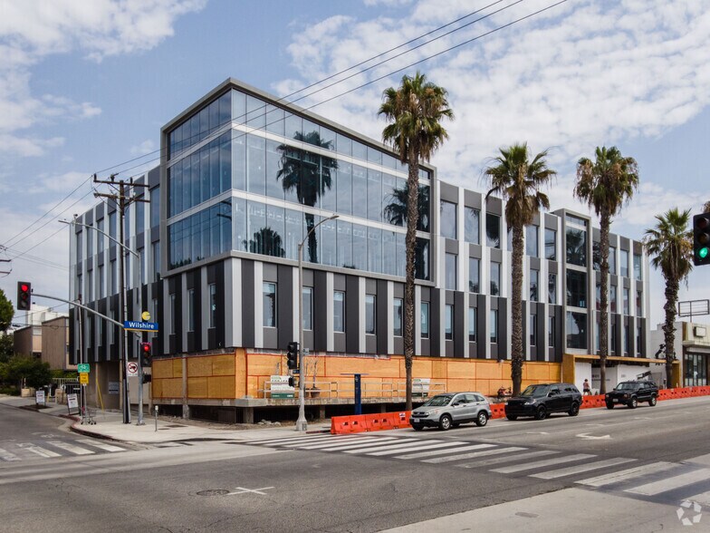 More Photos Of 2901 Wilshire Blvd, Santa Monica Medical For Lease