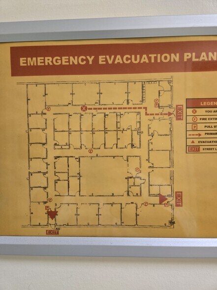 More Photos Of 1083 McDonald Ave, Brooklyn Warehouse For Lease