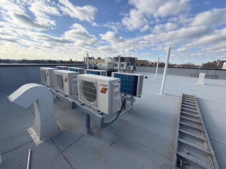 More Photos Of 722 Saint Lawrence Ave, Bronx Apartments For Sale