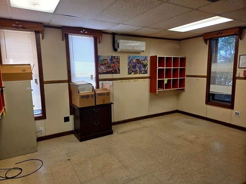 More Photos Of 2222 Belt Line Rd, Garland Religious Facility For Sale