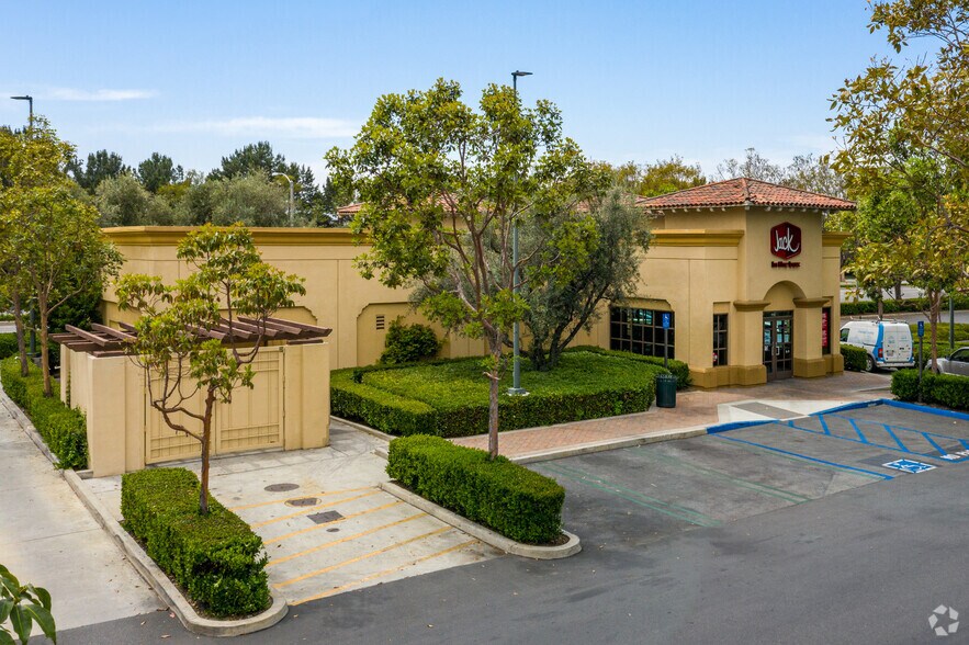 3901 Irvine Blvd, Irvine, CA 92602 For Lease