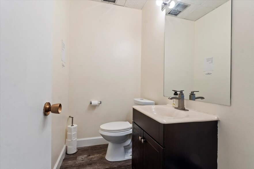 More Photos Of 152 W Burton Ave, Salt Lake City Office For Sale