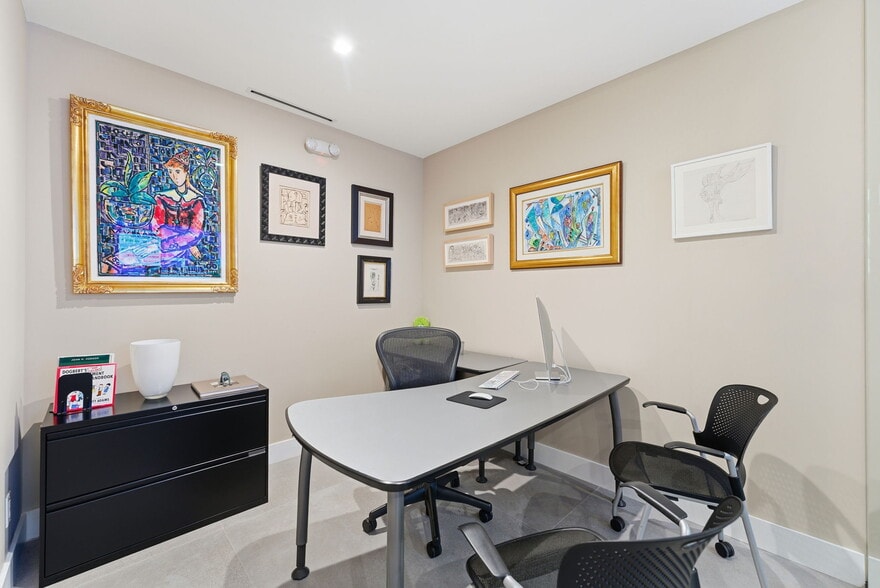 More Photos Of 45 Valencia Ave, Coral Gables Office For Sale