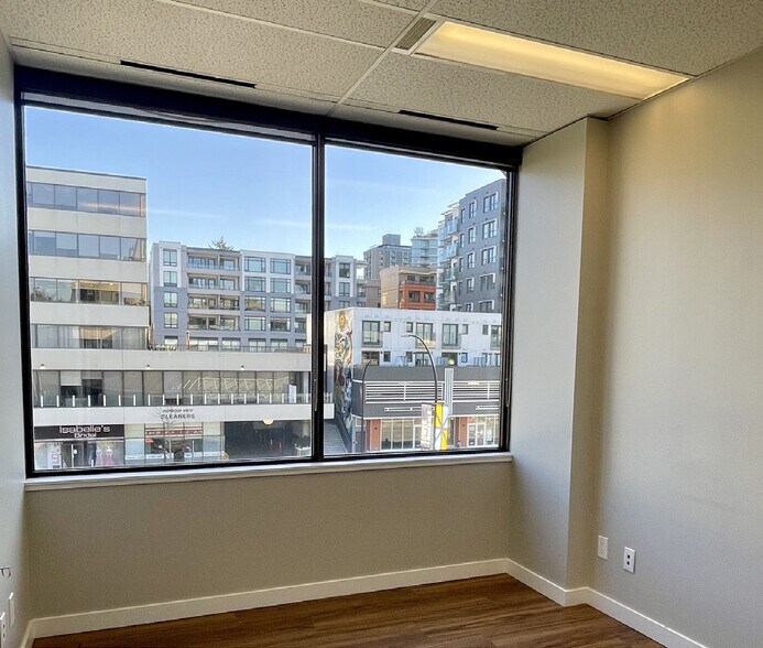More Photos Of 221 W Esplanade, North Vancouver Office For Lease