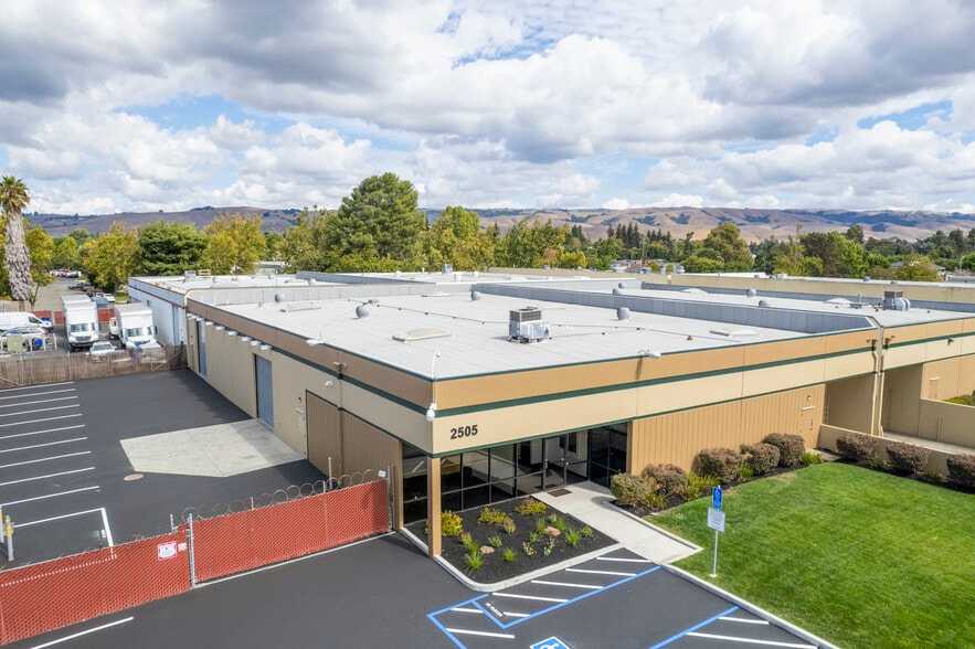 More Photos Of 2505 Amaral Ct, Hayward Warehouse For Sale