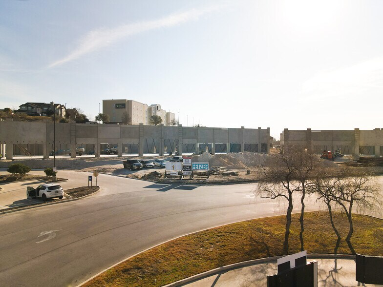 More Photos Of 21114 US-281, San Antonio Freestanding For Lease