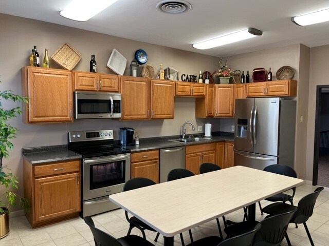 More Photos Of 15 N Central Ave, Canonsburg Office For Lease