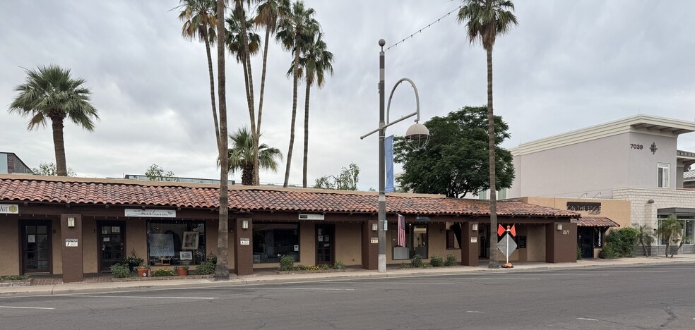 More Photos Of 7077 E Main St, Scottsdale Storefront For Lease