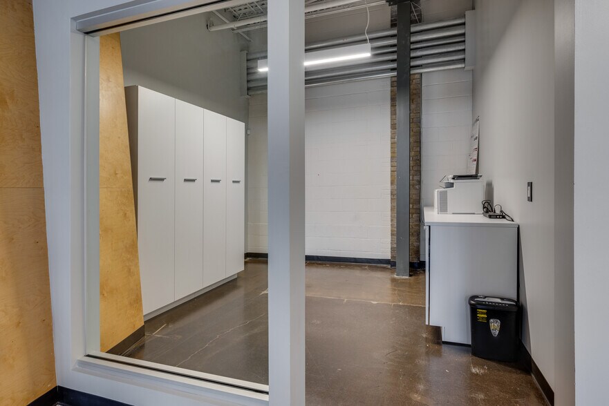 More Photos Of 613 Ewing Ave, Nashville Loft Creative Space For Lease