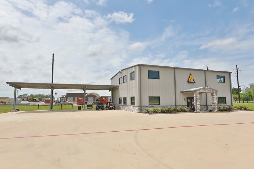 More Photos Of 30803 Old Washington Rd, Waller Manufacturing For Sale