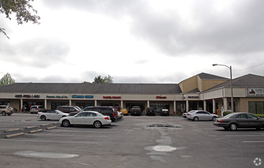 Primary Photo Of 26230-26316 Wesley Chapel Blvd, Lutz Unknown For Lease