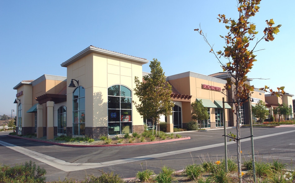 More Photos Of 14339 White Sage Rd, Moorpark Freestanding For Lease