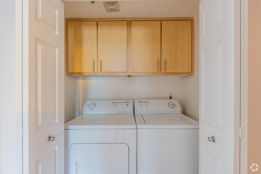 More Photos Of 1666 Da Vinci Ct, Davis Apartments For Sale