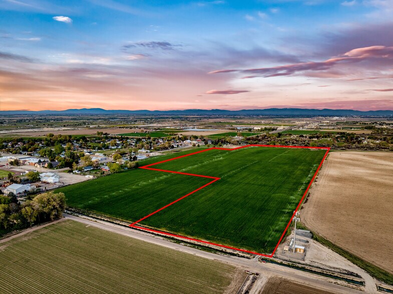 More Photos Of 000 Simplot Blvd, Greenleaf Land For Sale
