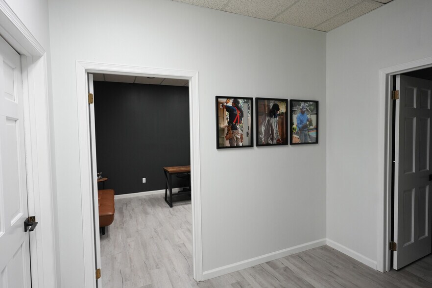 More Photos Of 38 Church St, Patchogue Loft Creative Space For Lease