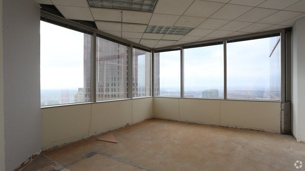 Photo of 24th Floor Ste 2420