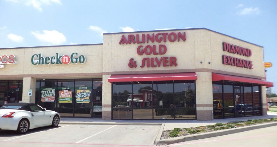 More Photos Of 2424 W Pioneer Pky, Pantego Unknown For Lease