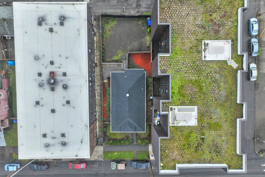 More Photos Of 5130 N Lombard St, Portland Freestanding For Sale