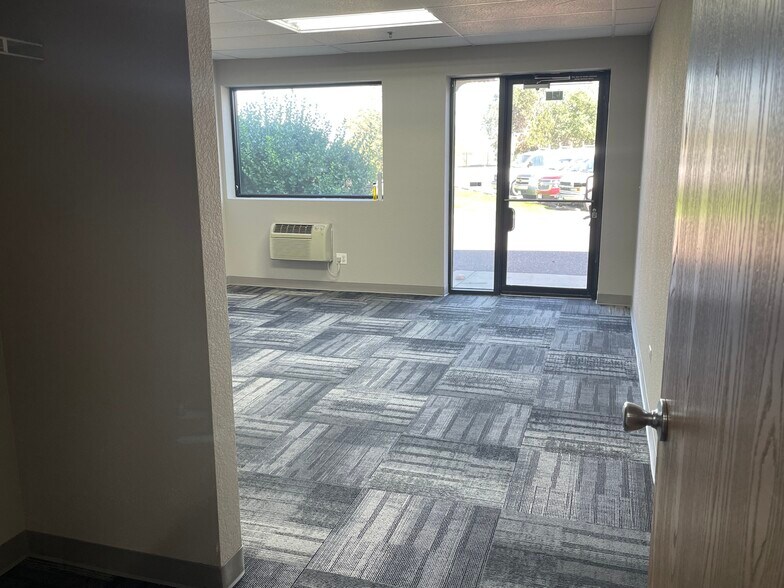 More Photos Of 6260 W 52nd Ave, Arvada Warehouse For Lease