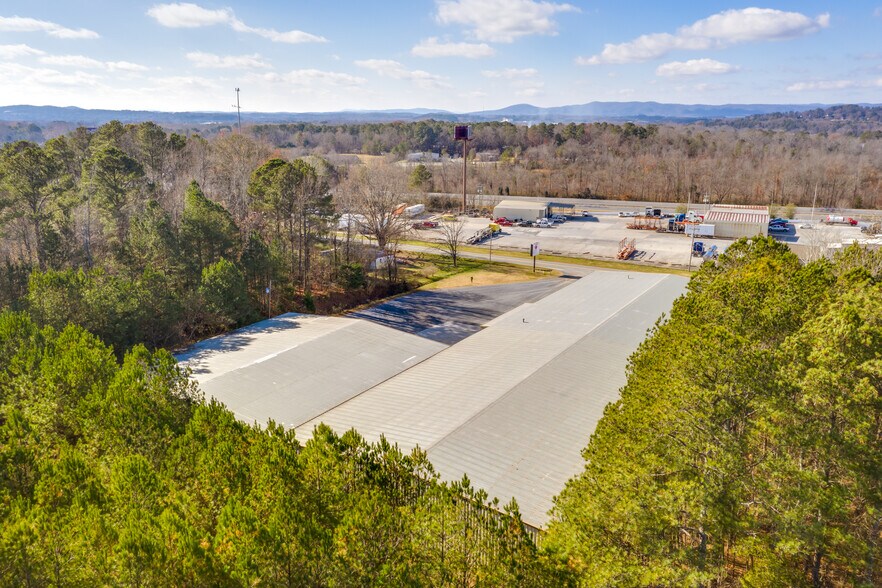 More Photos Of 520 Lovers Lane Rd, Calhoun Warehouse For Sale