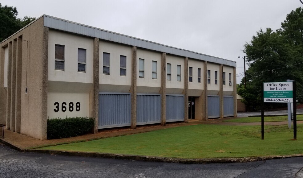 More Photos Of 3688 Clearview Ave, Doraville Unknown For Lease